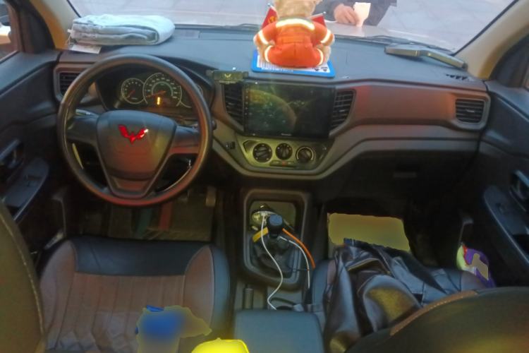 Used Wuling Hongguang V 2022 1.5L Enjoy Edition Electric-Powered LAR
