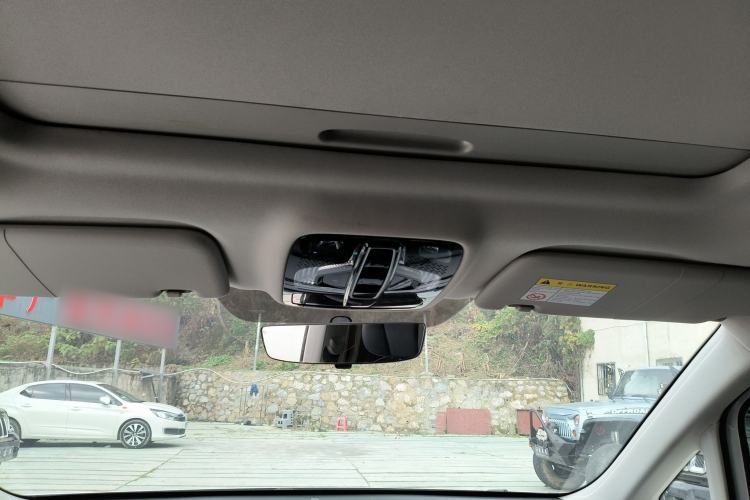 Used Roewe iMAX8 2022 400TGI Flagship Edition
