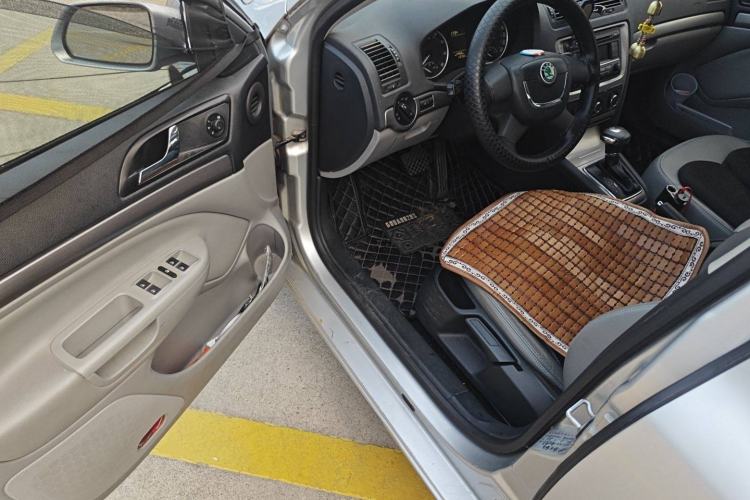 Used Skoda Octavia 2010 1.4TSI DSG Yijun Edition
