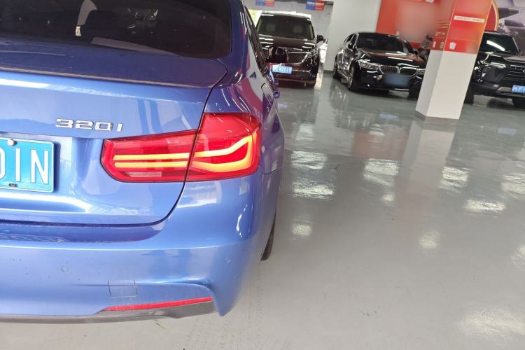 Used BMW 3 Series 2018 320i M Sport Package Right Rear Taillight