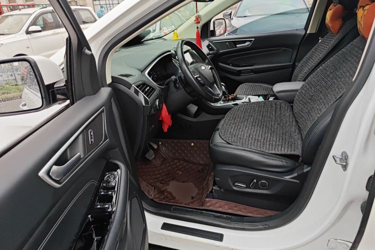 Used Ford Edge 2018 EcoBoost 245 Two-Wheel-Drive Titanium 7-Seater China V Standard
