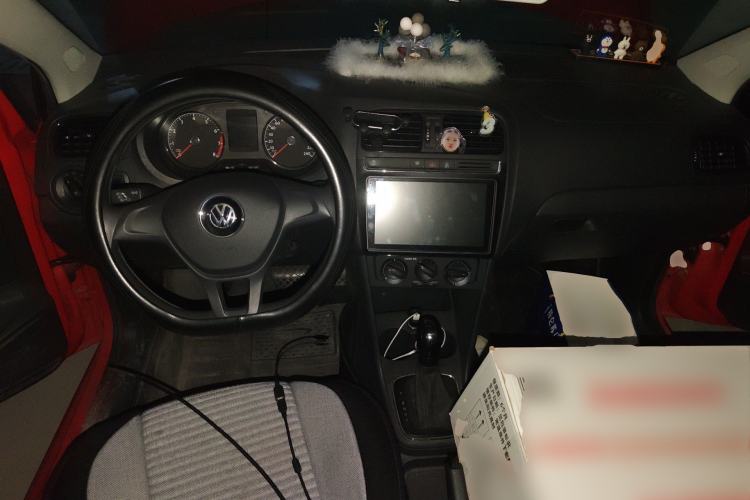 Used Volkswagen Polo 2018 1.5L Automatic Advanced Driving Model Center Console