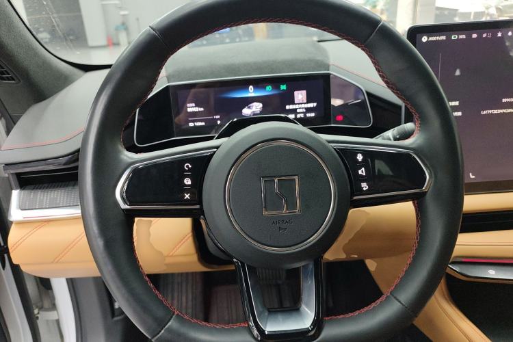 Used Zeekr 001 2022 Long-Range Dual-Motor WE Edition Steering Wheel