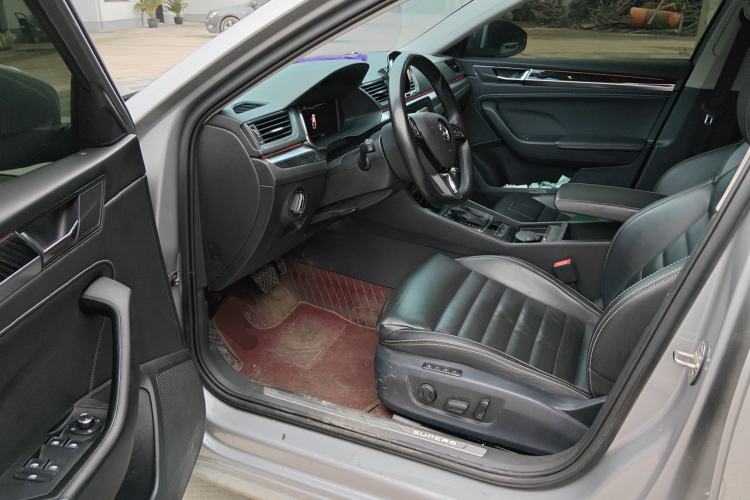 Used Skoda Superb 2022 TSI330 DSG Luxury Edition Driver Seat