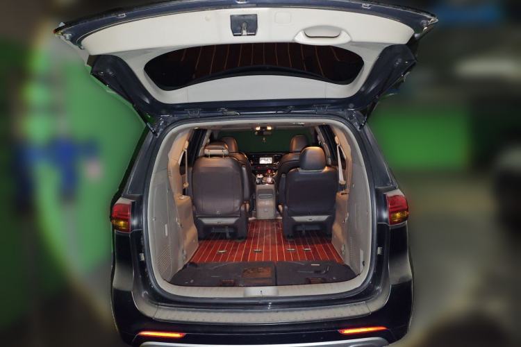 Used Kia Carnival 2015 3.3 GDI Luxury Edition China IV Standard Trunk