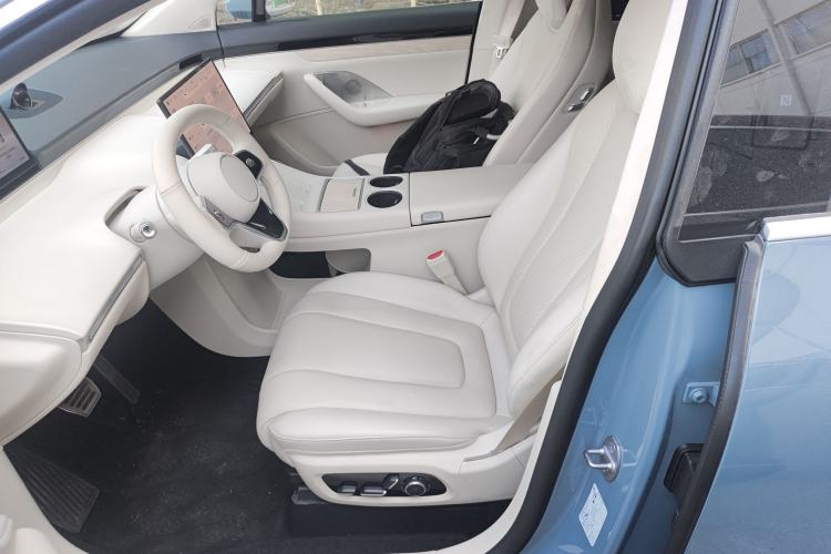 Used Hima Luxeed R7 2024 All-Electric 667 km Max