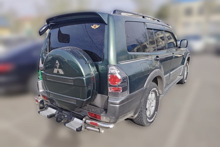 Used Mitsubishi Pajero 2006 3.0L AT GLS Rear Right 45 Deg