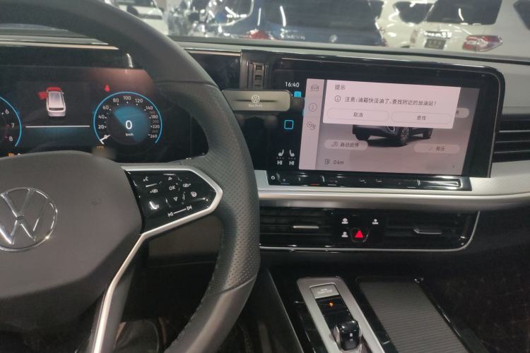 Used Volkswagen Tavendor 2023 380TSI Four-Wheel Drive R-Line Cruise Edition