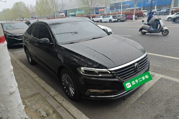 Used Volkswagen Lavida 2021 280TSI DSG Comfort Edition Front Right 45 Deg