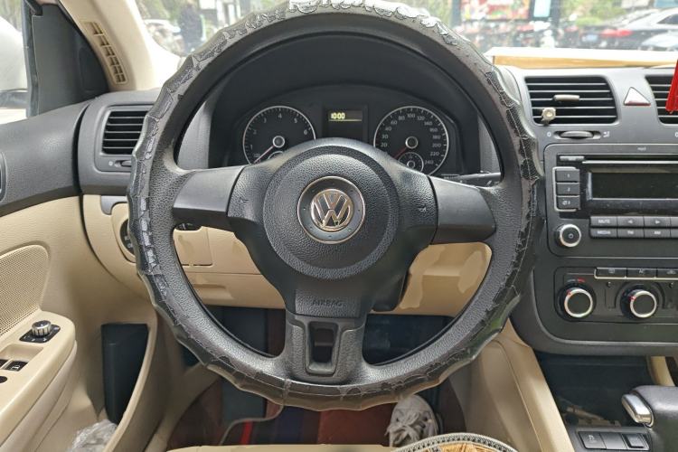 Used Volkswagen Sagitar 2011 1.6L Automatic Fashion Edition
