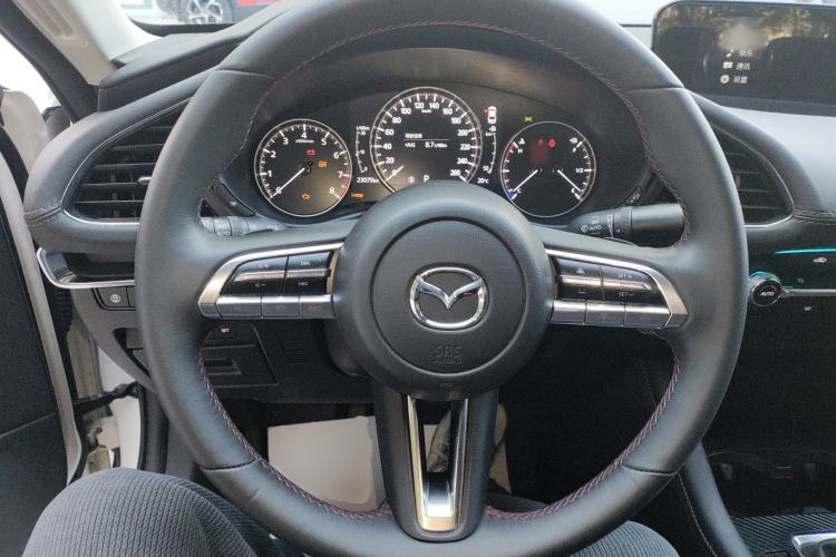 Used Mazda 3 Axela 2023 2.0L Automatic ZhiZhen Edition
