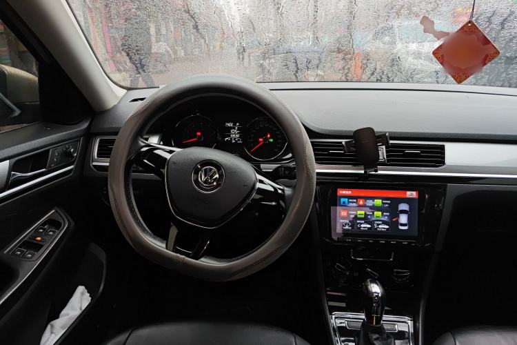 Used Volkswagen Bora 2016 1.6L Automatic Comfort Model
