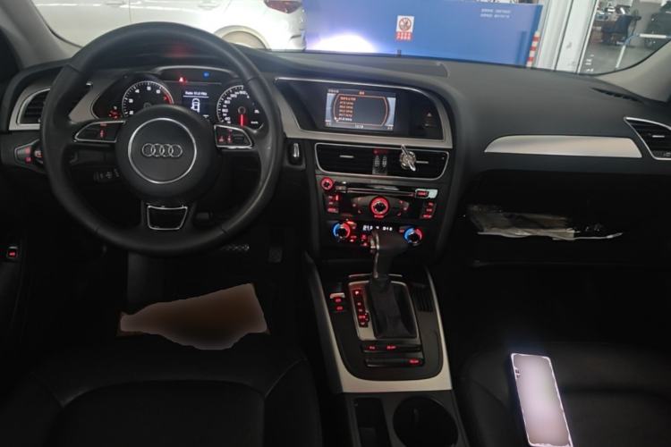 Used Audi A4L 2013 35 TFSI Automatic Standard Model
