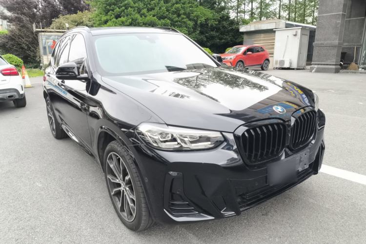 Used BMW X3 2023 Restyled xDrive30i Leading Edition M Night Sky Package Front Right 45 Deg