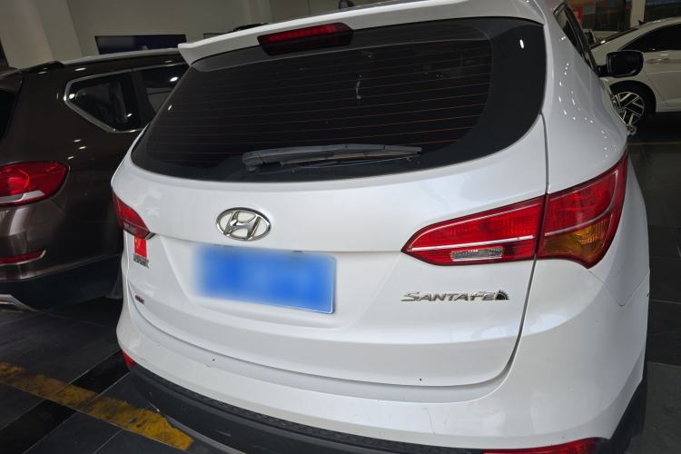 Used Hyundai Santa Fe 2013 2.4L Automatic Two-Wheel Drive Smart Version