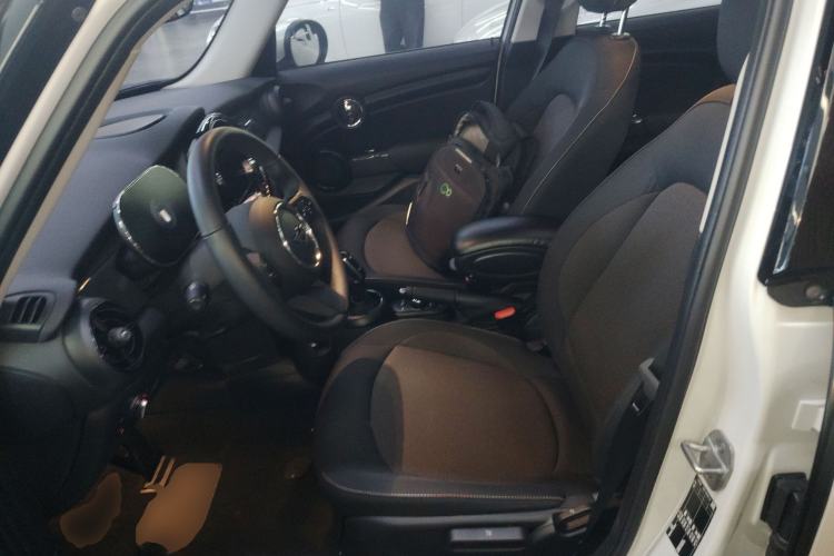 Used MINI 2023 1.5T ONE Five-Door Edition
