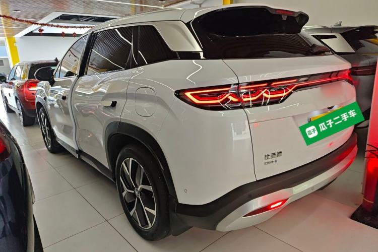 Used BYD Song L DM-i 2025 Intelligent Driving Version 160 km Beyond-Range Type Exterior 2