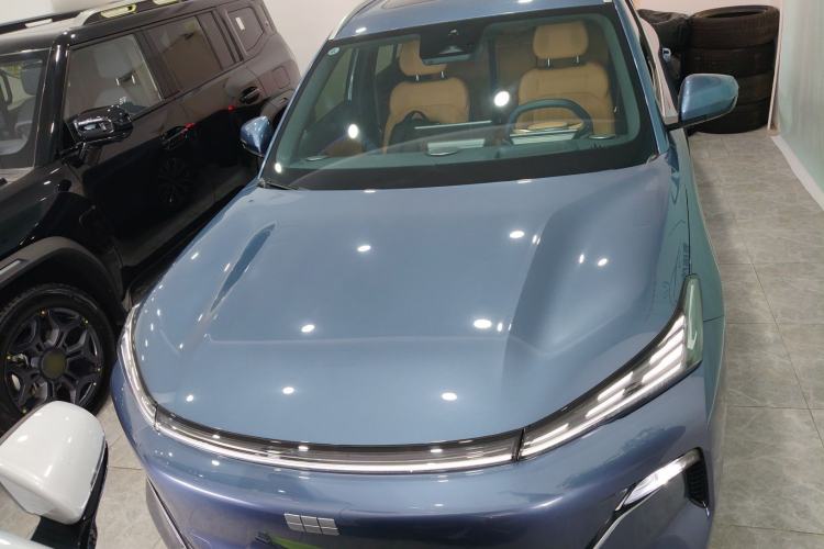 Used Geely Galaxy Galaxy Xingjian 7 EM-i 2025 120km Flagship Edition
