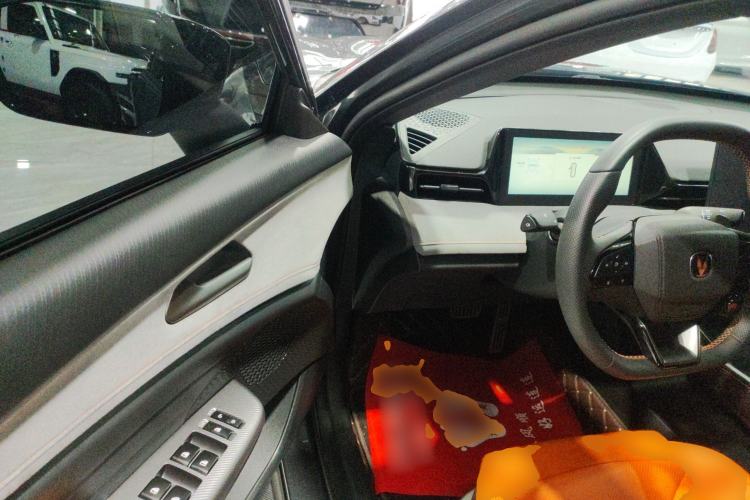 Used CHANGAN UNI-V 2025 Model Third-Generation 2.0T Dynamic Edition Driver Seat