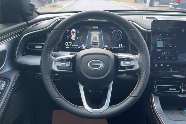 Used GAC Trumpchi GS8 2022 Linghang Series 2.0 TGDI Two-Wheel-Drive Luxury Smart Connectivity Version (7 Seats)
