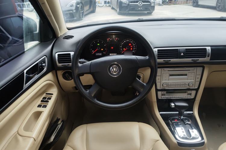 Used Volkswagen Passat 2011 1.8T Automatic Luxury Model
