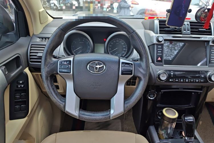 Used Toyota Prado 2014 2.7L Automatic Standard Edition Steering Wheel