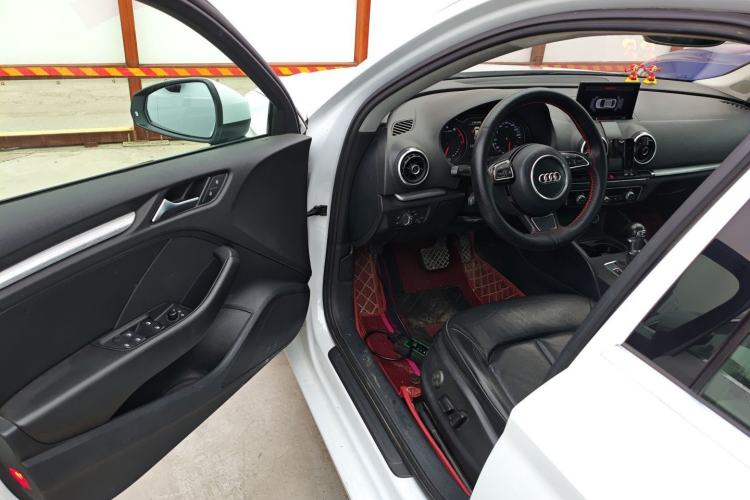 Used Audi A3 2015 Limousine 40 TFSI Automatic Comfort Model Driver Seat