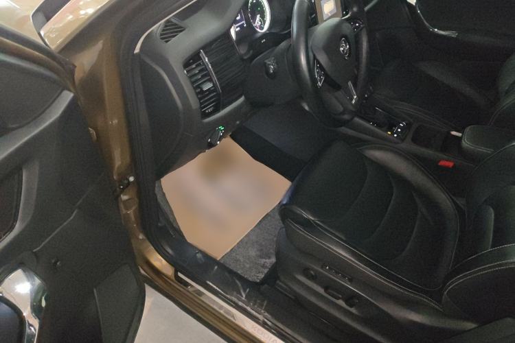 Used Skoda Kodiaq 2018 TSI330 7-Seater Two-Wheel-Drive Luxury Enjoyment Edition
