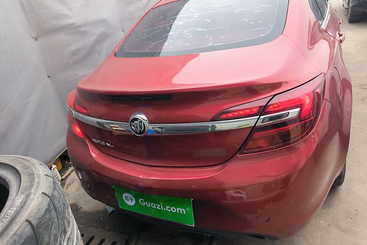 Used Buick Regal 2015 2.0L Leading Fashion Edition