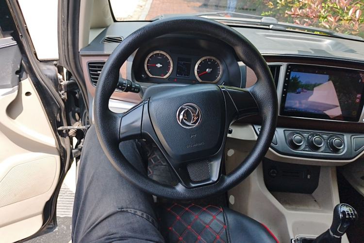 Used FORTHING Lingzhi 2019 M5L 1.6L 9-Seater Base Model China VI Standard