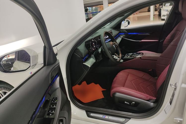 Used BMW 5 Series 2024 530Li Leading Model M Sport Package Driver Seat