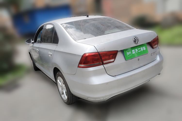 Used Volkswagen Santana 2015 1.6L Manual Comfort Edition
