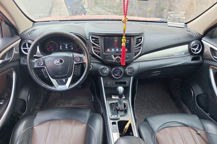 Used BYD Song 2016 Gaishi Edition 1.5TID Automatic Luxury Model
