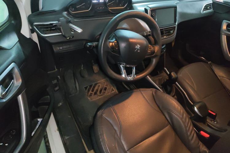 Used Peugeot 2008 2014 1.6L Manual Fashion Edition Driver Seat