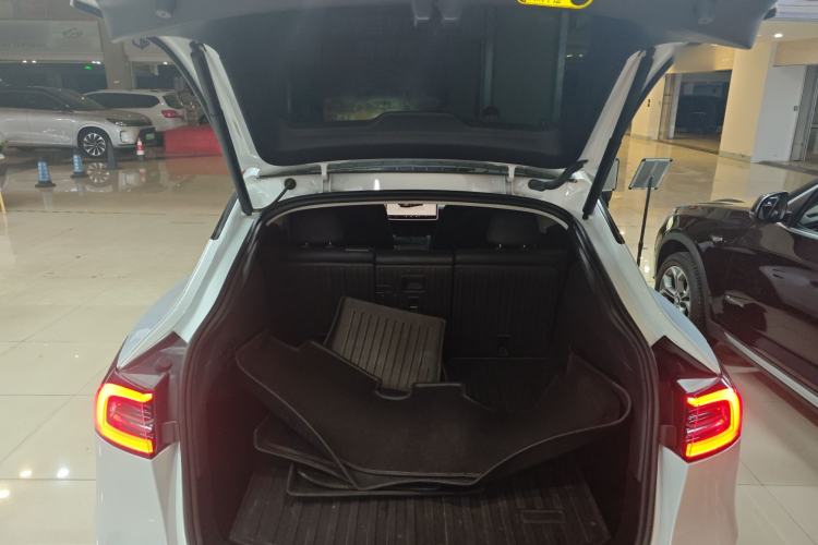 Used Tesla Model Y 2024 Rear-Wheel-Drive Version