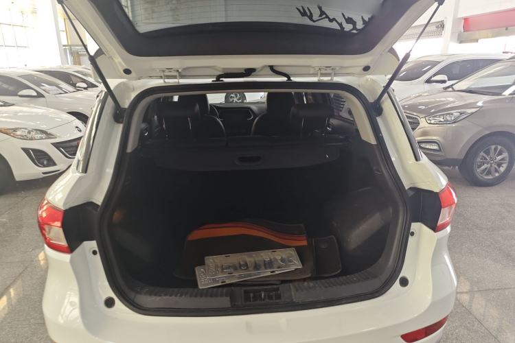 Used GAC Trumpchi GS4 2017 235T G-DCT Two-Wheel Drive Elite Edition Trunk