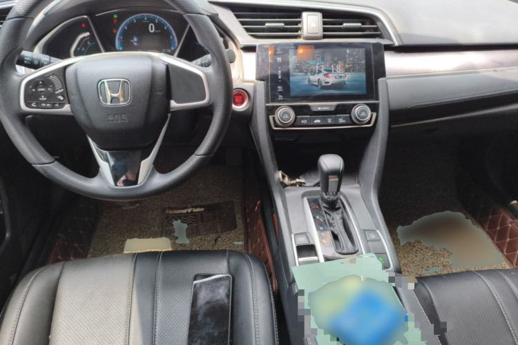 Used Honda Civic 2016 220TURBO CVT Luxury Edition Center Console