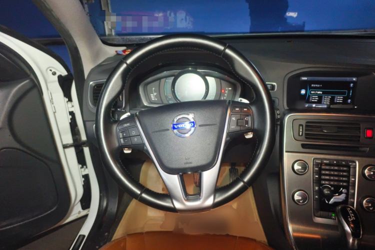 Used Volvo V60 2014 T5 Zhiya Edition Steering Wheel