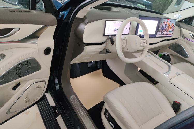 Used Wey Lanshan 2025 Four-Wheel Drive Max Driver Seat