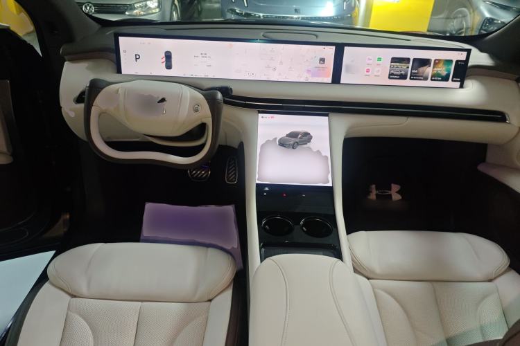 Used IM LS7 2023 90 kWh Elite Rear-Drive Version

