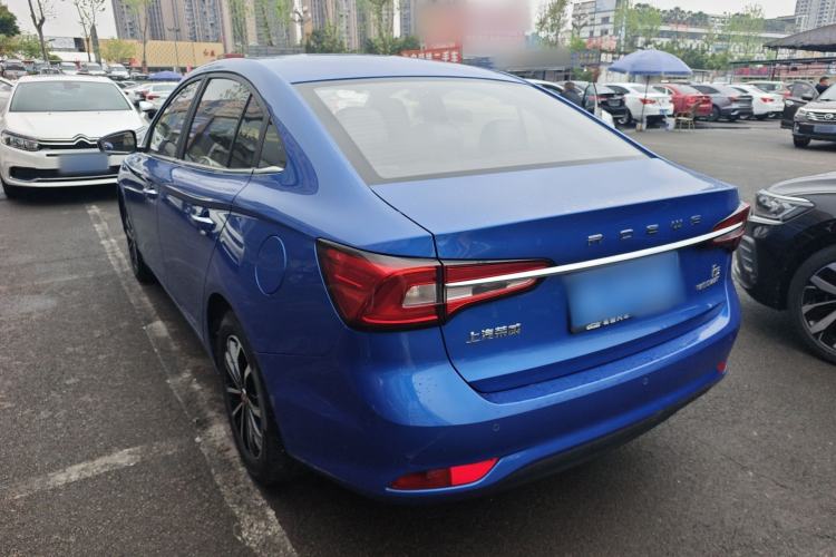 Used Roewe i5 2020 1.5L Automatic 4G Connect Luxury Flagship Edition
