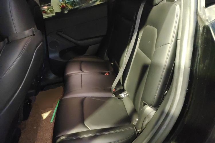 Used Tesla Model Y 2023 Long-Range All-Wheel-Drive Version