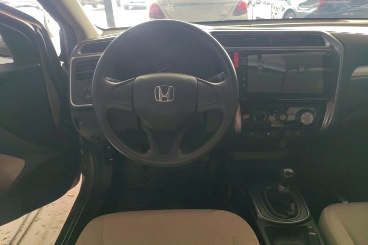 Used Honda Greiz 2016 1.5L Manual Classic Edition