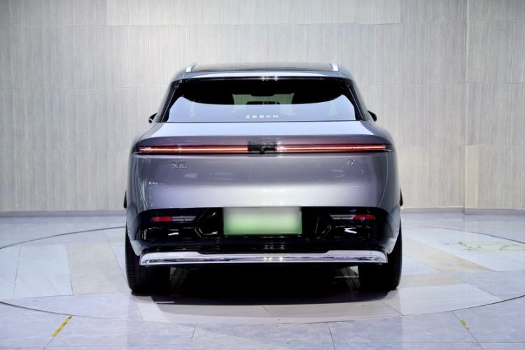 Used Zeekr 7X 2025 100kWh Long-Range All-Wheel Drive Intelligent Driving Version Exterior 4