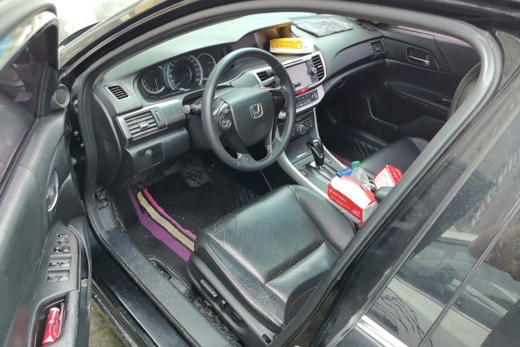 Used Honda Accord 2015 2.0L LXS Elite Edition Driver Seat