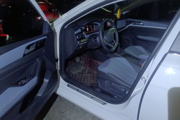 Used Volkswagen Lavida 2024 1.5L Automatic Starry Sky 5 Million Edition