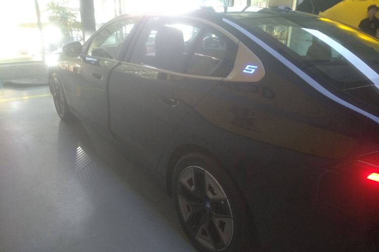 Used BMW i5 2024 eDrive 35L Prestige Luxury Package
