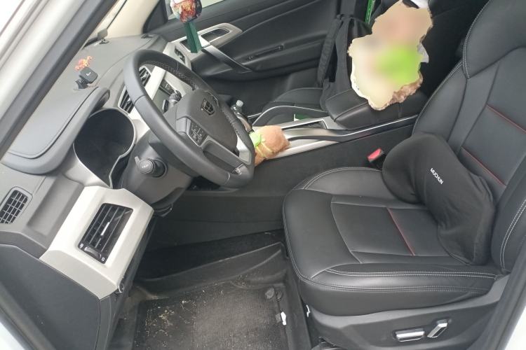 Used Geely Auto Emgrand X7 Sport 2020 1.8TD DCT Two-Wheel Drive Smart Connect 4G-Enabled Version
