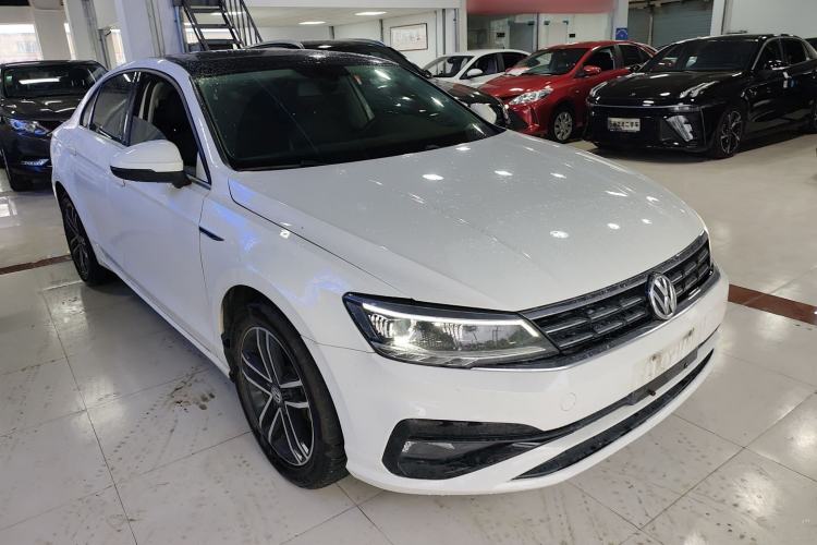 Used Volkswagen Lamando 2019 280TSI DSG Comfort Edition China VI standard Front Right 45 Deg