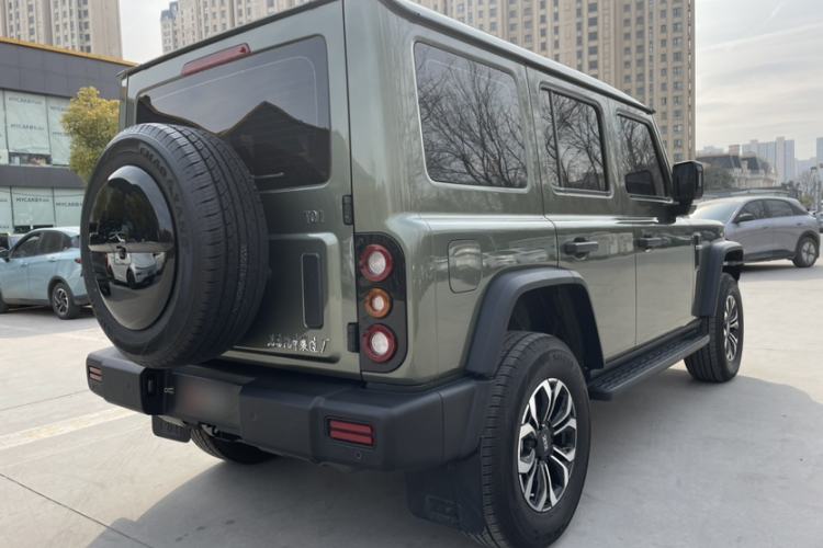 Used 212 T01 2024 2.0T Mechanic
